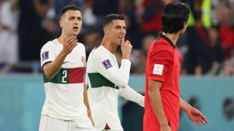 Có phải cầu thủ Hàn Quốc xúc phạm Ronaldo là sự thật?